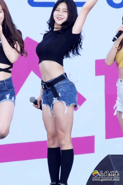 BABA 女团单拍秀 拍摄日期：180602【8合集 978 MB】