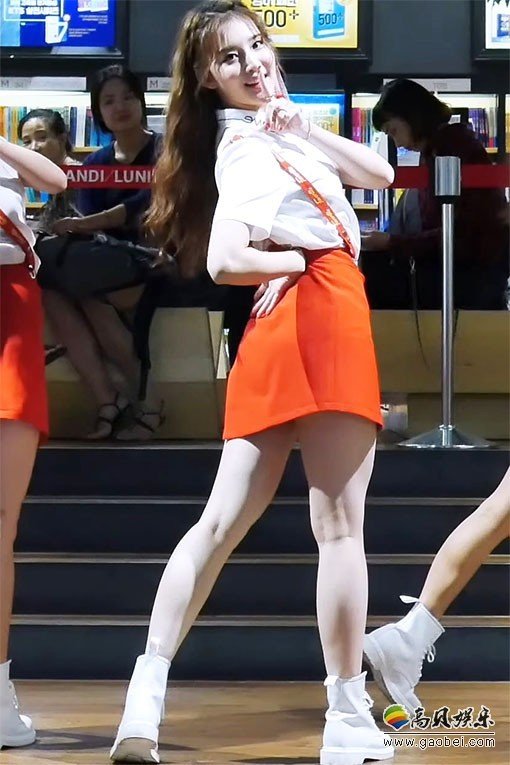 Favorite 韩国女团 拍摄日期：170820【2合集 979 MB】