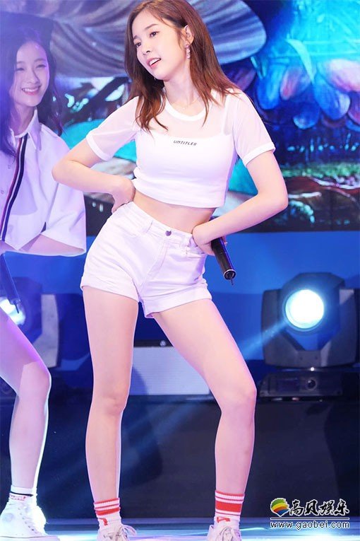 April 单拍秀 拍摄日期：180728【34合集 14.5 GB】