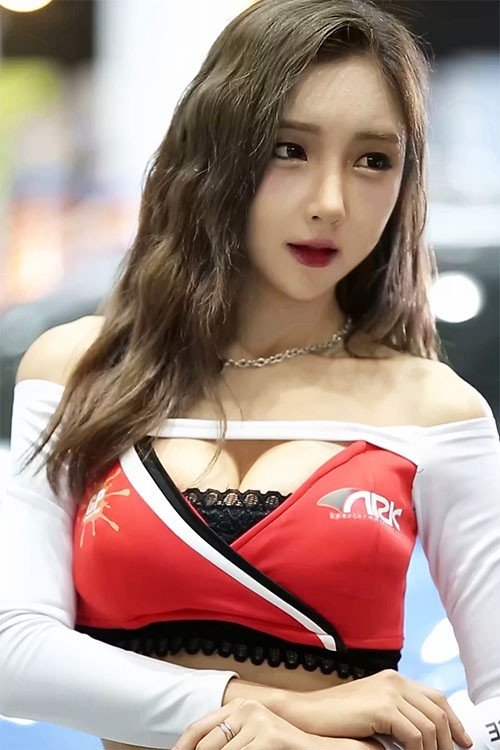 2016 韩国首尔车展美女车模饭拍秀-20【53.5 MB】