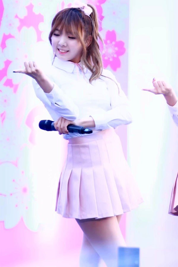 BLOOMY 拍摄日期：160409 【4 合集 640 MB】