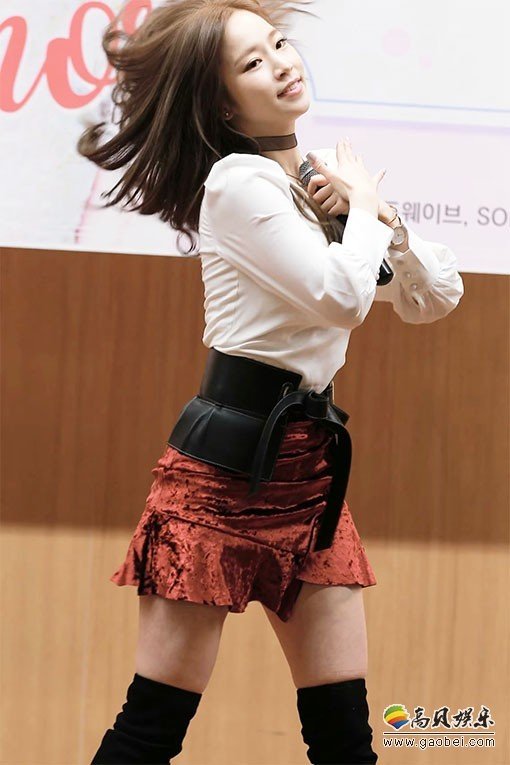 COCOSORI 女团饭拍秀 拍摄日期：180228【2合集 273 MB】