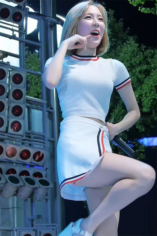 Flashe 饭拍秀 拍摄日期：160815【7合集 838 MB】