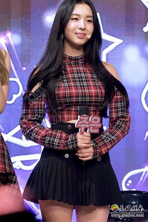 ARIAZ 饭拍秀 拍摄日期：191024【32合集 14.9 GB】